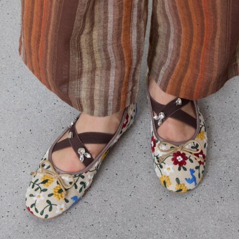 Embroidery Flower Ballet Flats - مراجعة Women'S Fashion Footwear وسعره