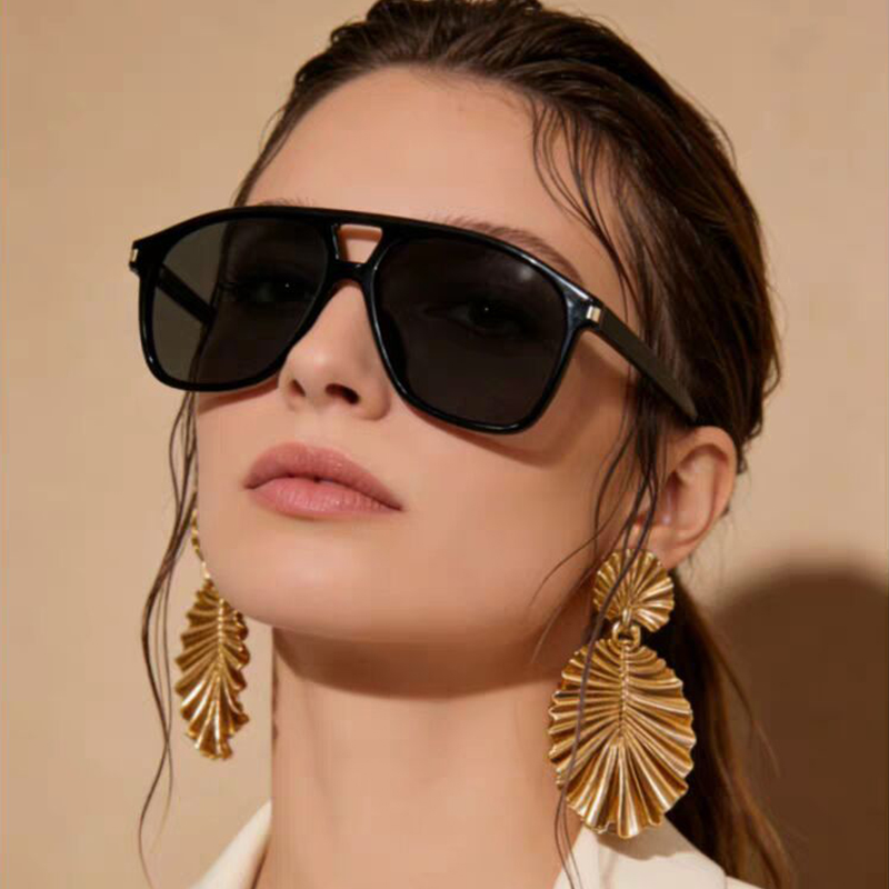 Luxurious Large-Frame Pilot Wo - مراجعة Women'S Fashion Week Paris وسعره