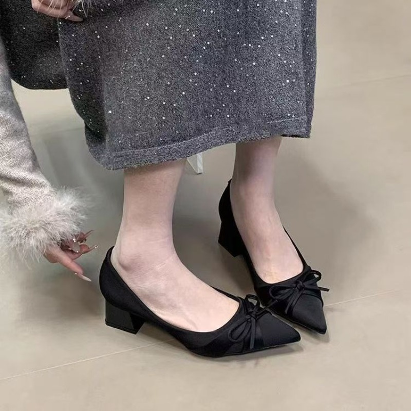 Retro Mid-length Single Shoes  - مراجعة Women Fashion Heels وسعره
