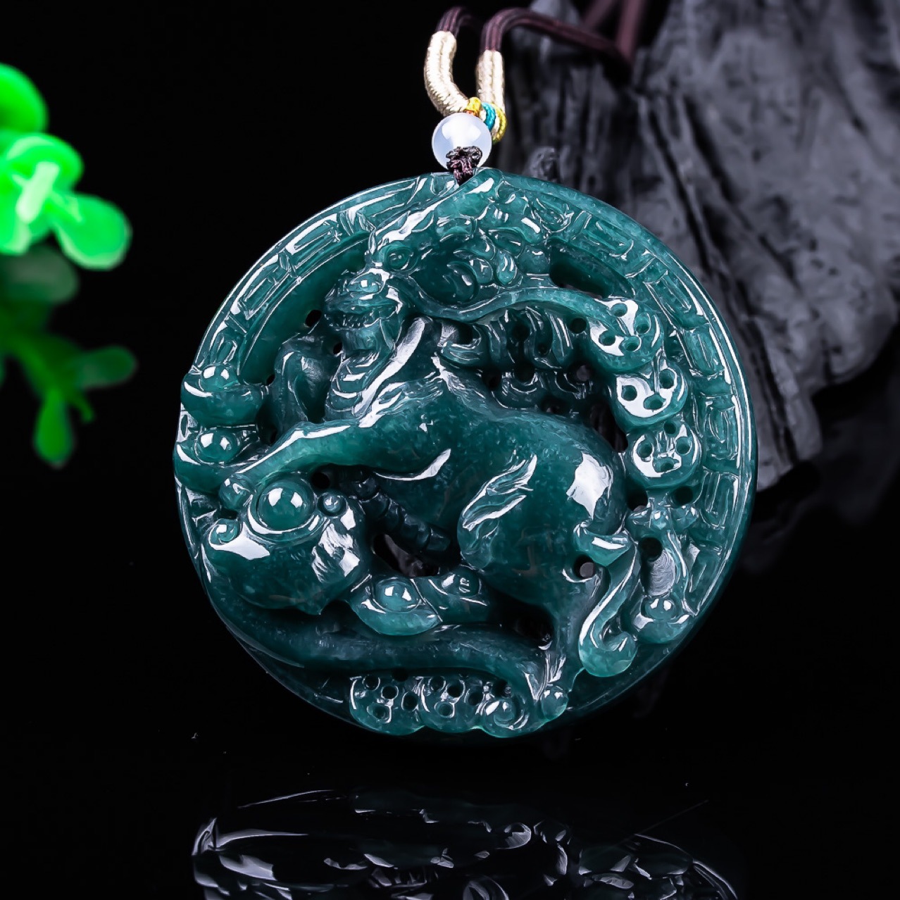 Burmese Jadeite Dragon Pendant - مراجعة Women Fashion Necklace وسعره