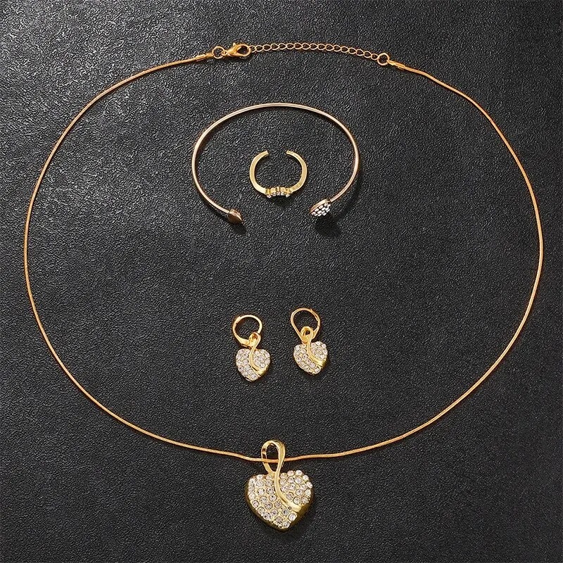 Women's Quartz Watch Gold Luxu - مراجعة Women Fashion Necklace وسعره