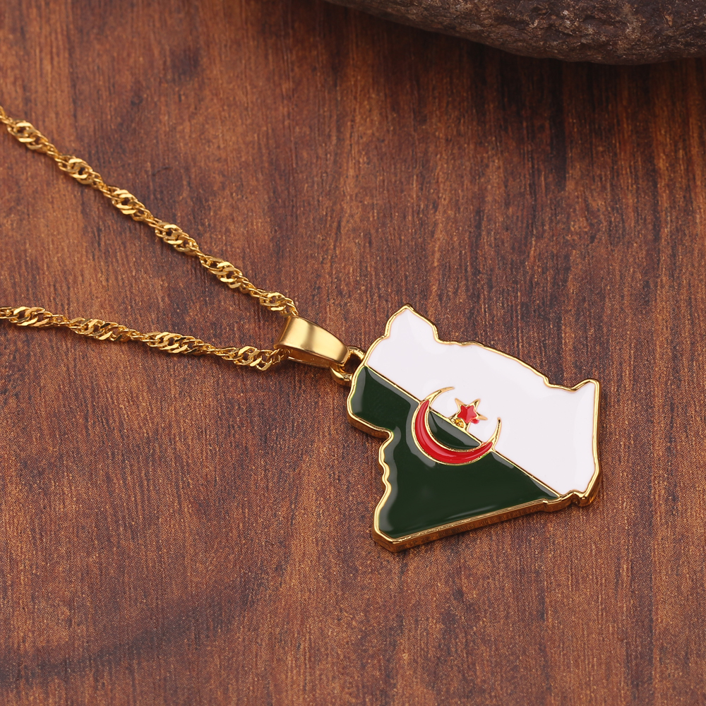 Fashion Trend World Map Neckla - مراجعة Women Fashion Necklace وسعره