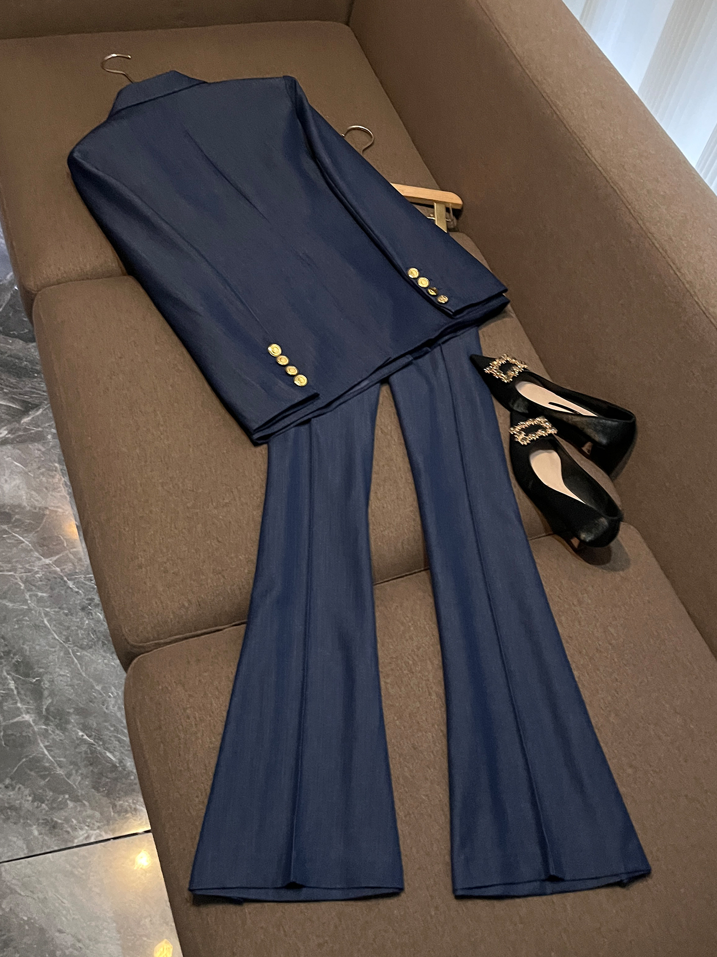 Slim Fit Denim One Button Jack - مراجعة Women Fashion Over The Years وسعره