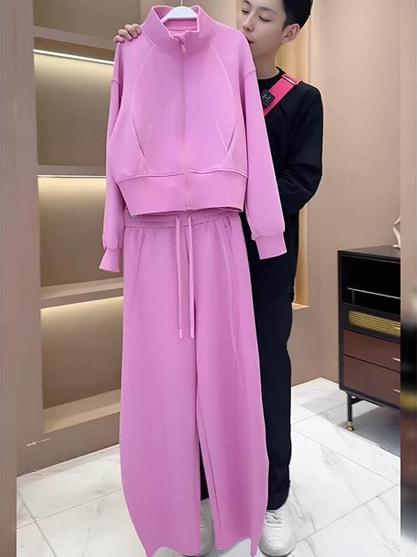 Fashionable Sportswear Set for - مراجعة Women Fashion Over The Years وسعره